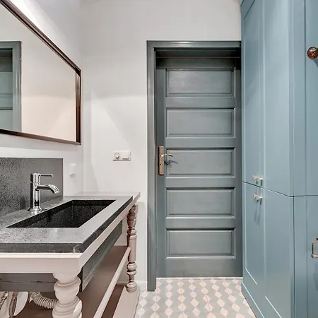 Kings Court - Neptun Park Διαμέρισμα *