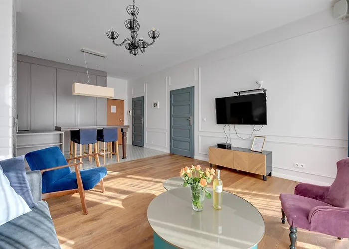 Kings Court - Neptun Park