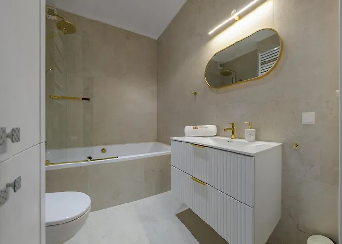 Kings Court - Neptun Park Apartment Gdansk