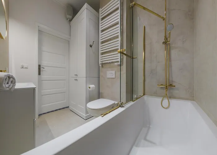 Kings Court - Neptun Park Apartment Gdansk